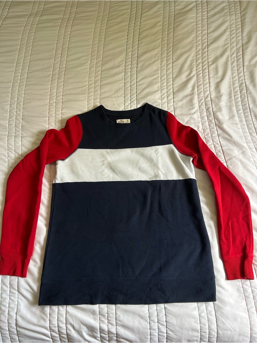 Hollister Sweater, Size Medium